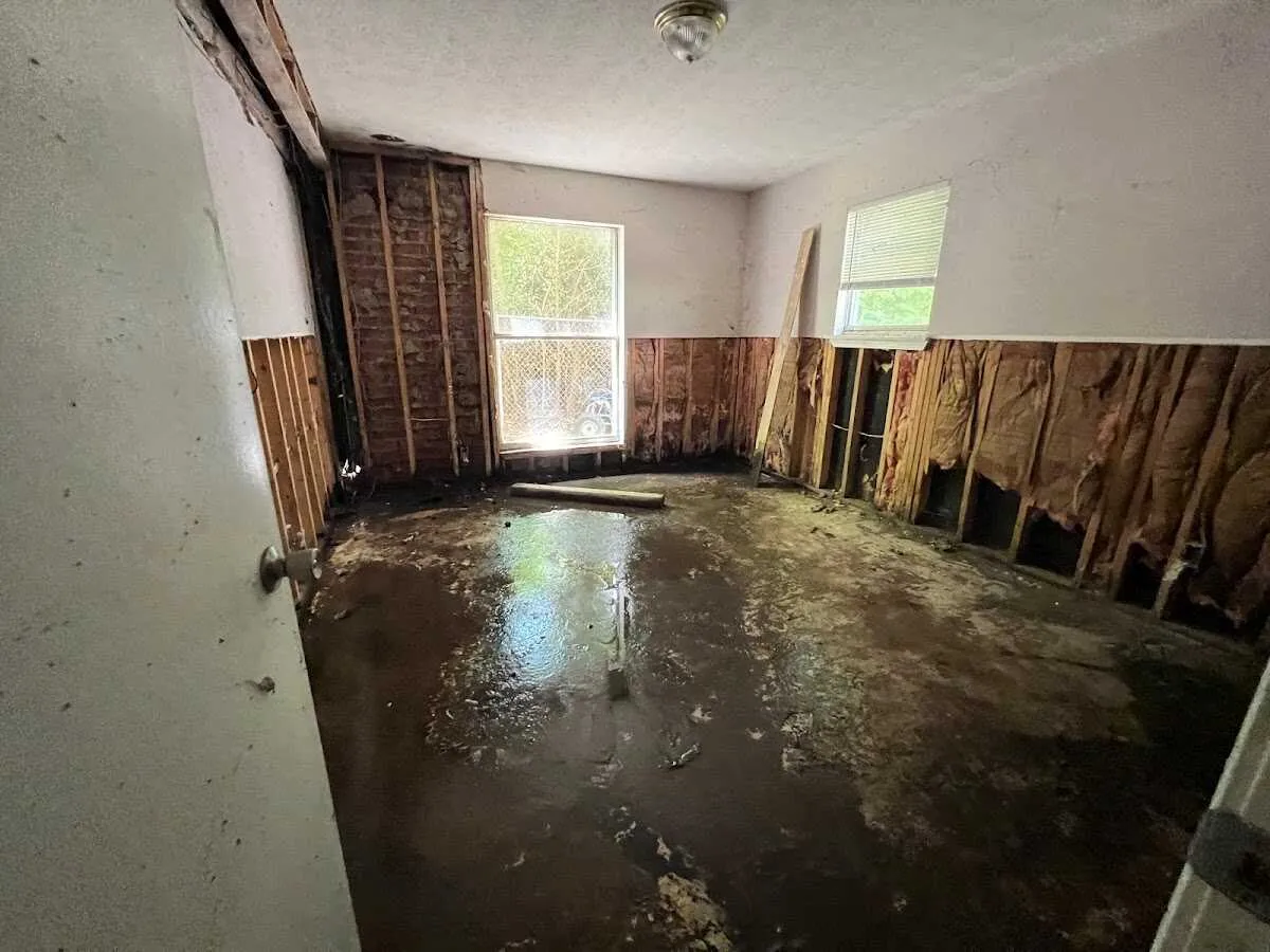 Flood Damage Cleanup in Dearborn, MI